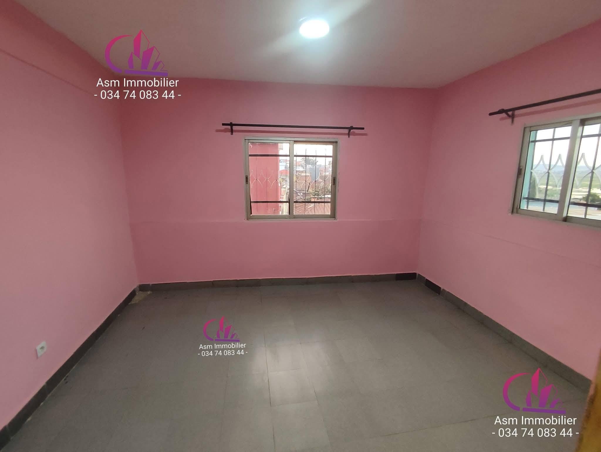 Location · Appartement T2 · Ambohimanarina, Antananarivo - photo 4
