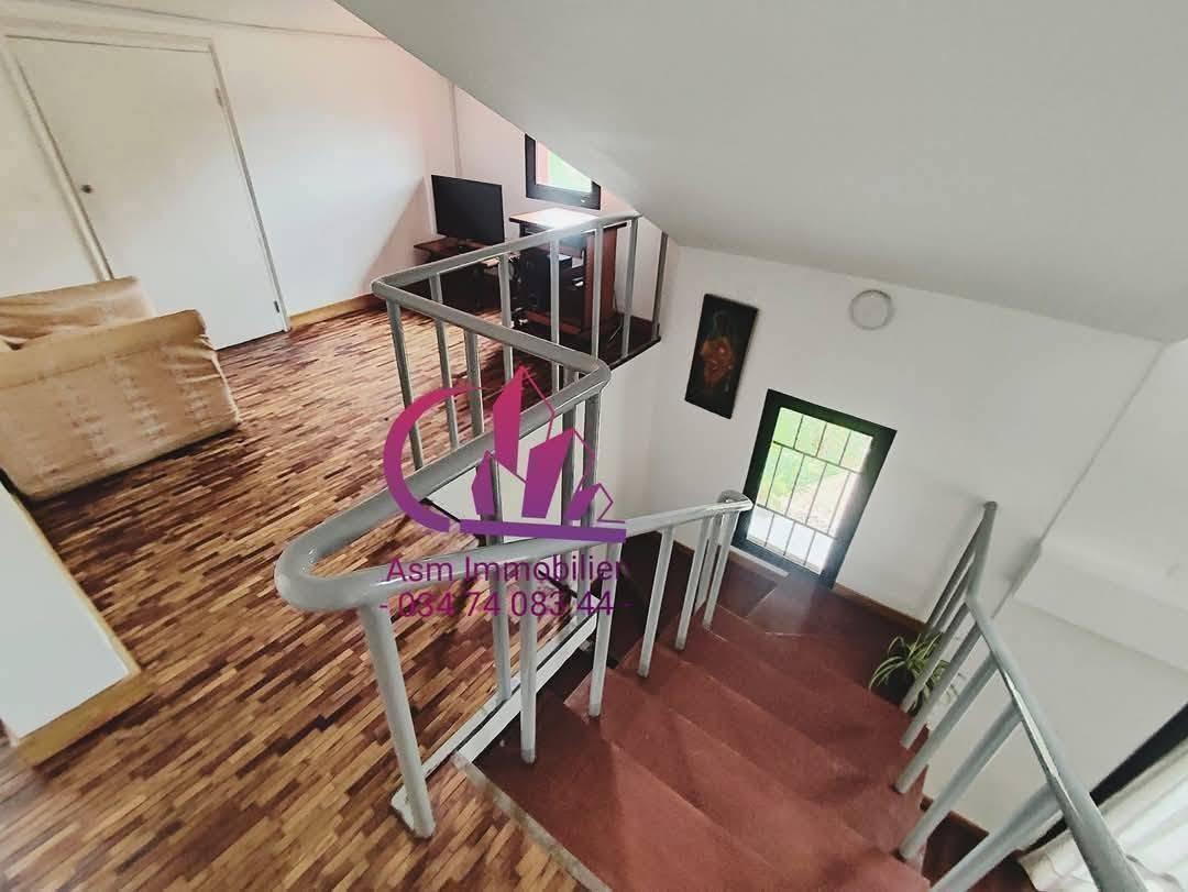 Location · Villa F4 meublée · Somanandrariny, Antananarivo - photo 7