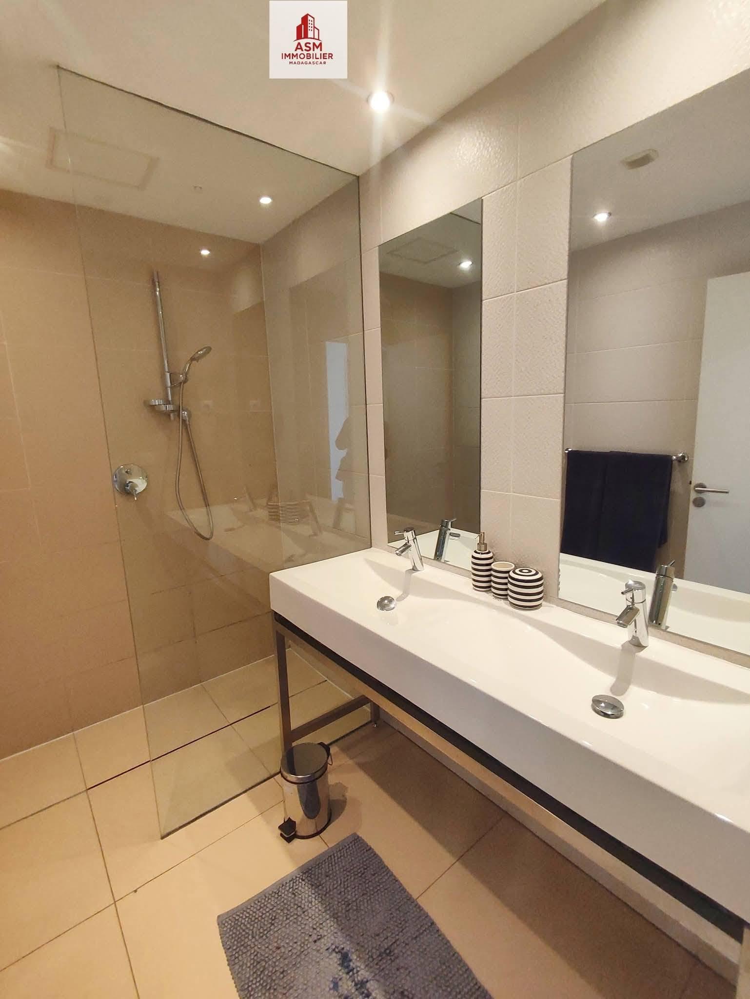 Location · Appartement T3 · Analamahitsy, Antananarivo - photo 3