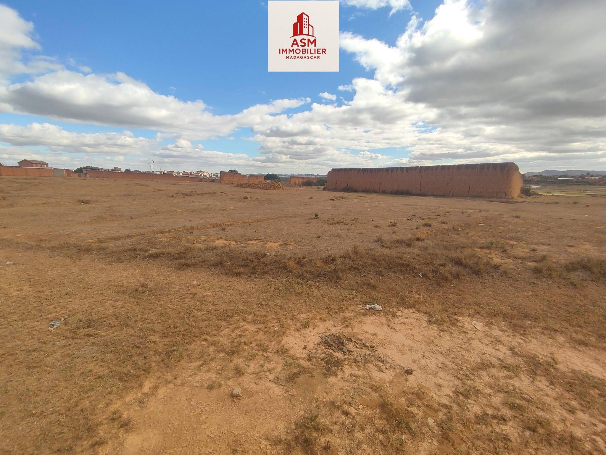 Vente · Terrain 1 157 m² · Lazaina, Antananarivo - photo 1