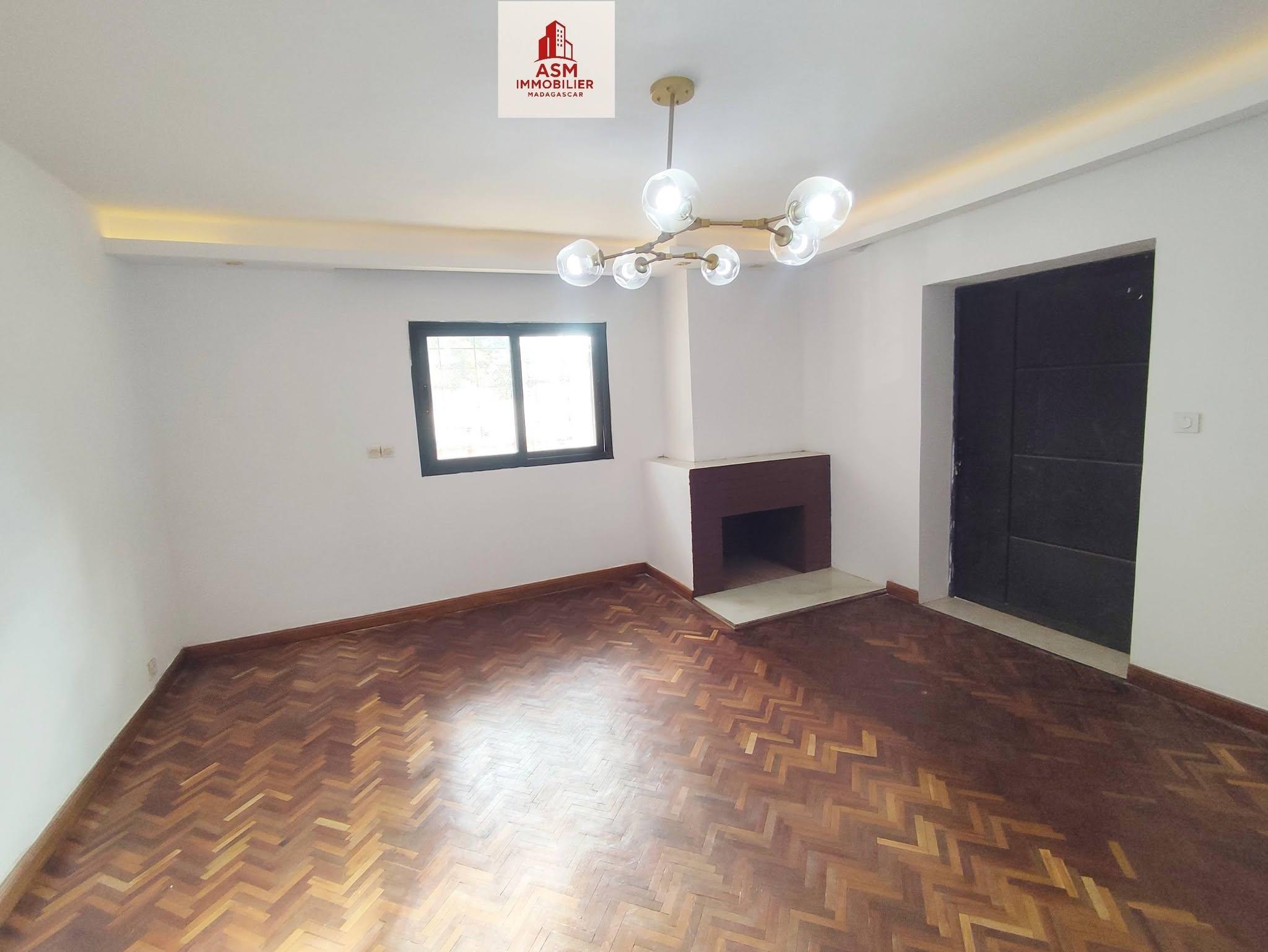 Location · Appartement T3 · Analamahitsy, Antananarivo - photo 4
