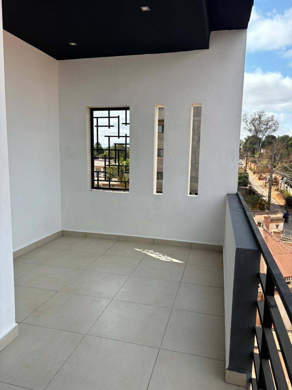Location · Appartement T5 · Mahatony Ivandry, Antananarivo - photo 6
