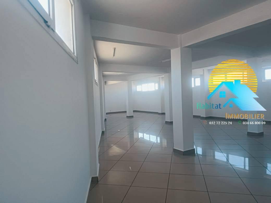 Location · Plateau de bureaux 155 m² · Andravoangy, Antananarivo - photo 3