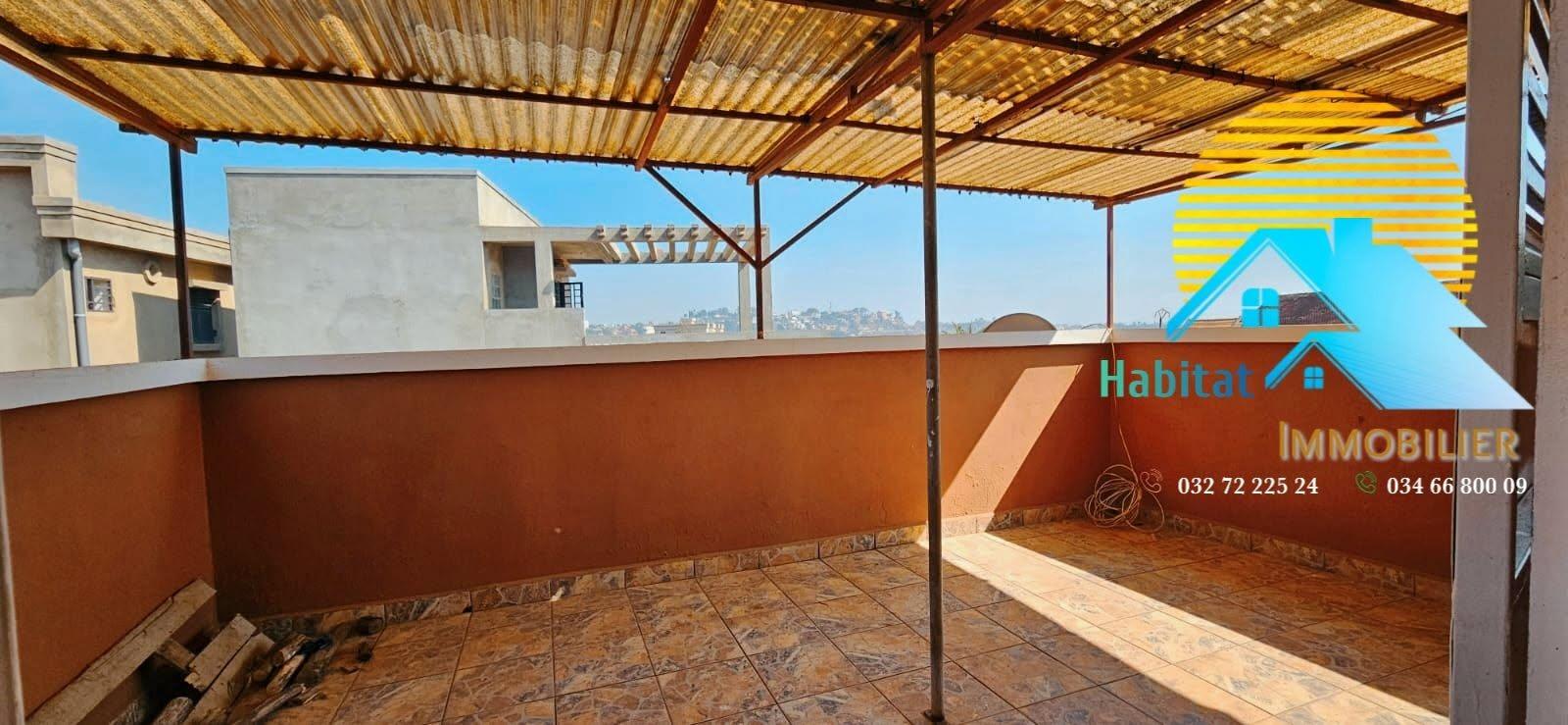 Location · Maison F4 (R+2) · Ambatobe, Antananarivo - photo 1