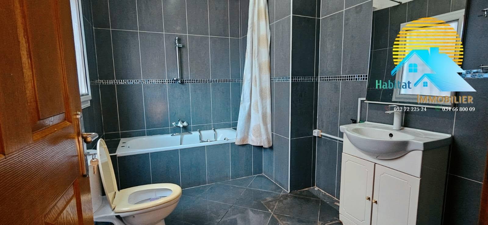 Location · Appartement T4 de standing · Analamahitsy, Antananarivo - photo 1