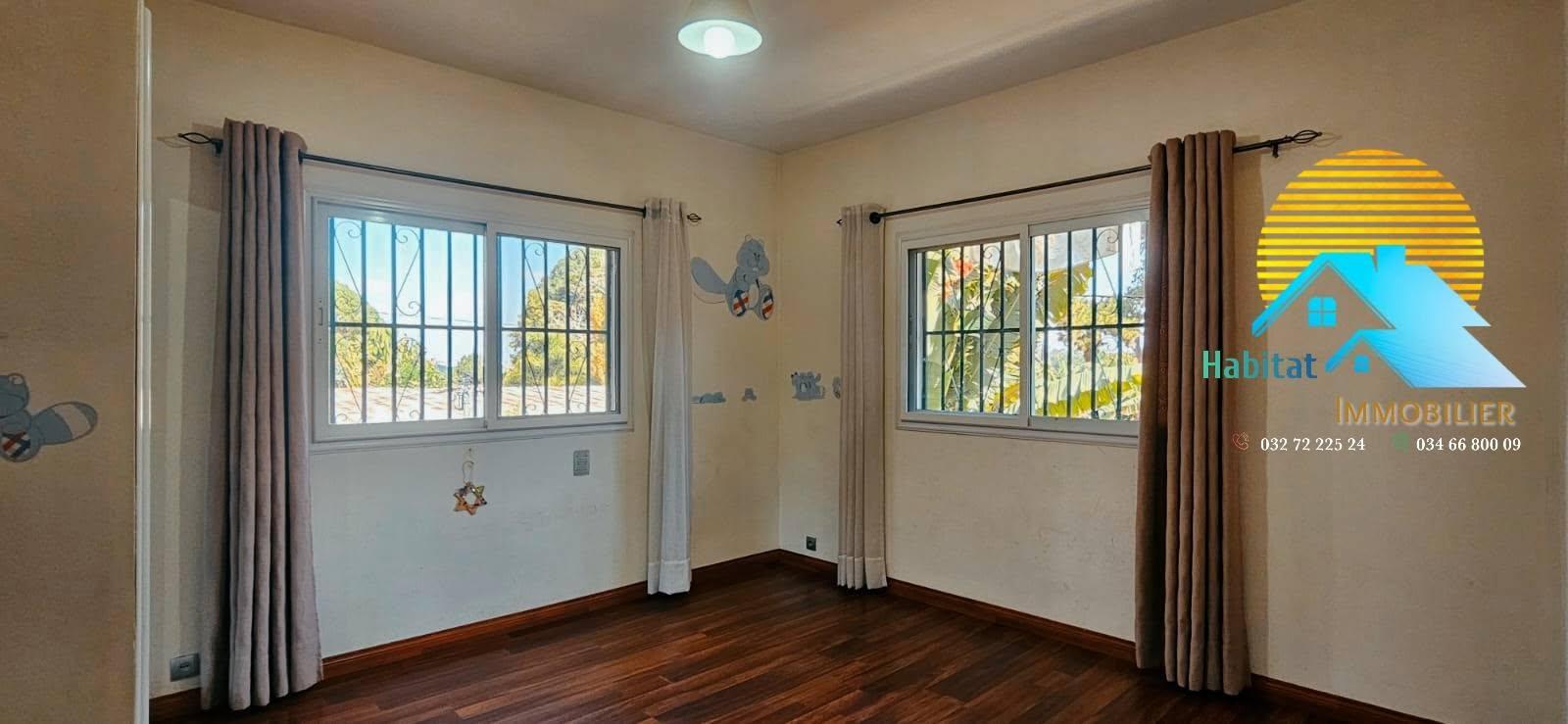 Location · Appartement T4 de standing · Analamahitsy, Antananarivo - photo 2