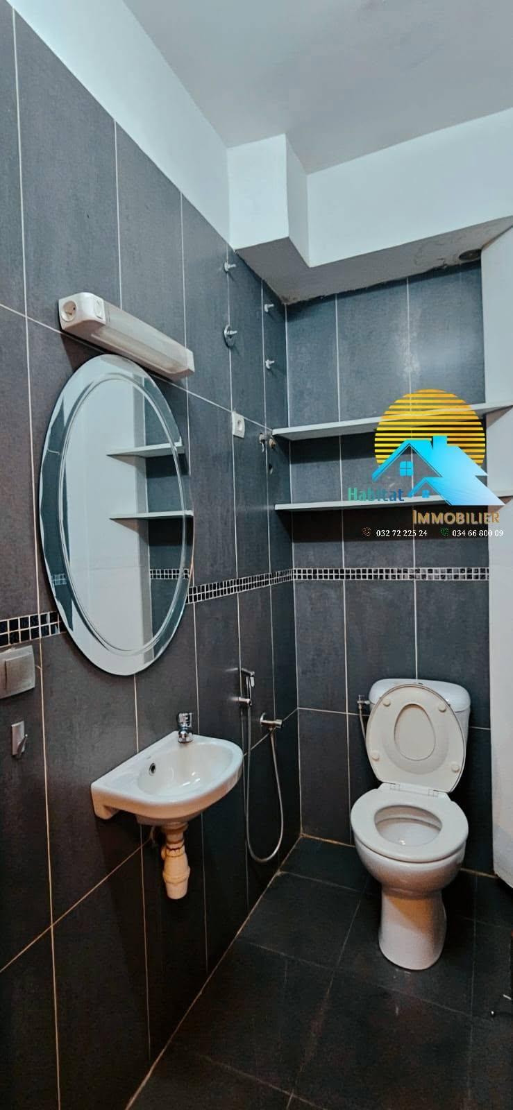 Location · Appartement T4 de standing · Analamahitsy, Antananarivo - photo 3