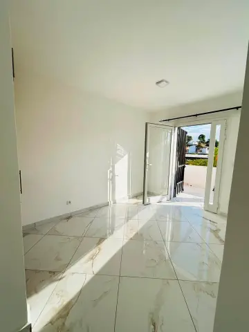 Appartement 3 ch. à louer Andraisoro — 1 600 000 Ar | Fonenako
