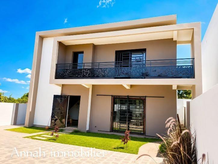 Vente · Villa · Ambohidratrimo, Antananarivo - photo 1