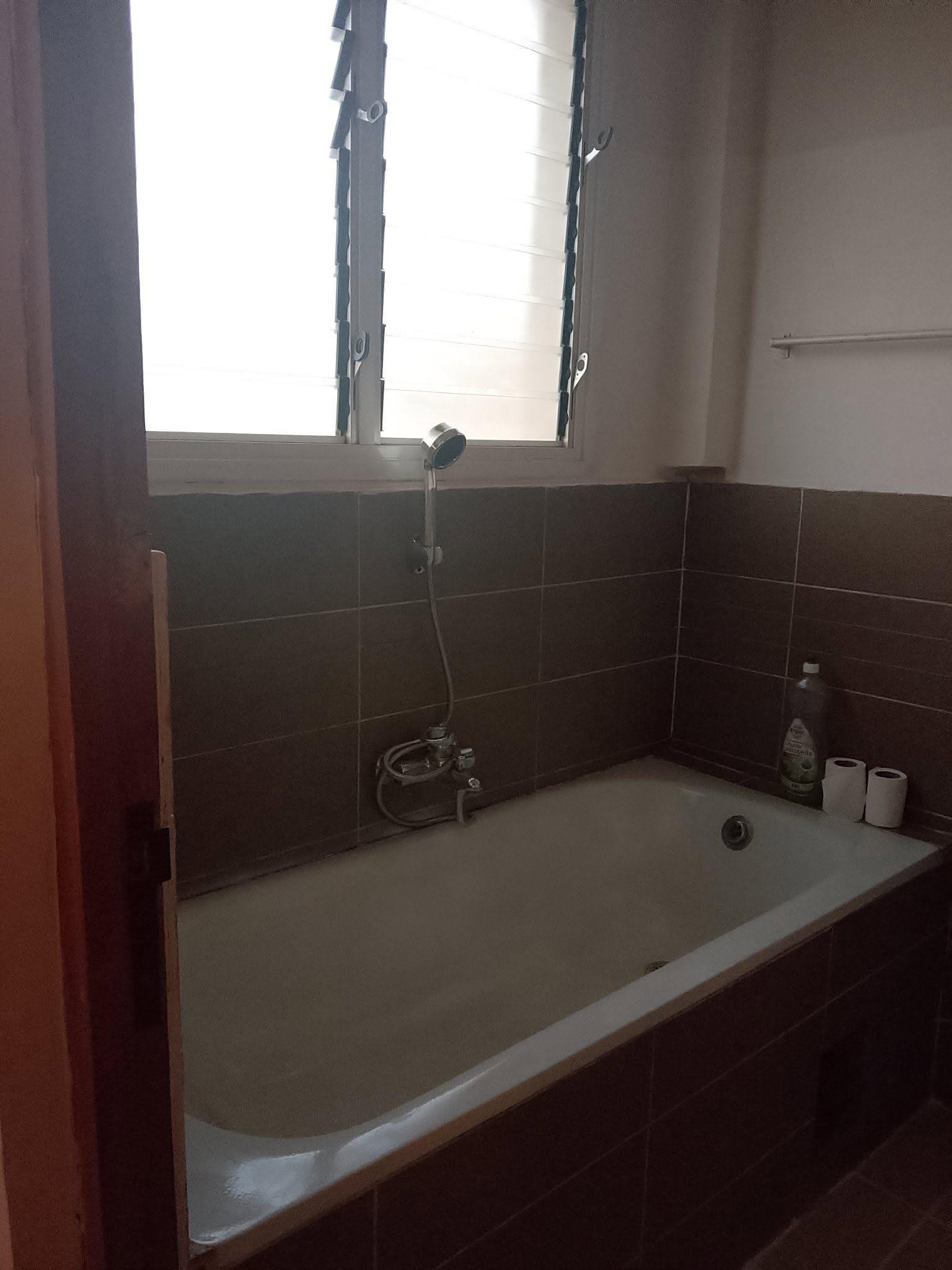 Location · Appartement T4 · Soavimbahoaka, Antananarivo - photo 3