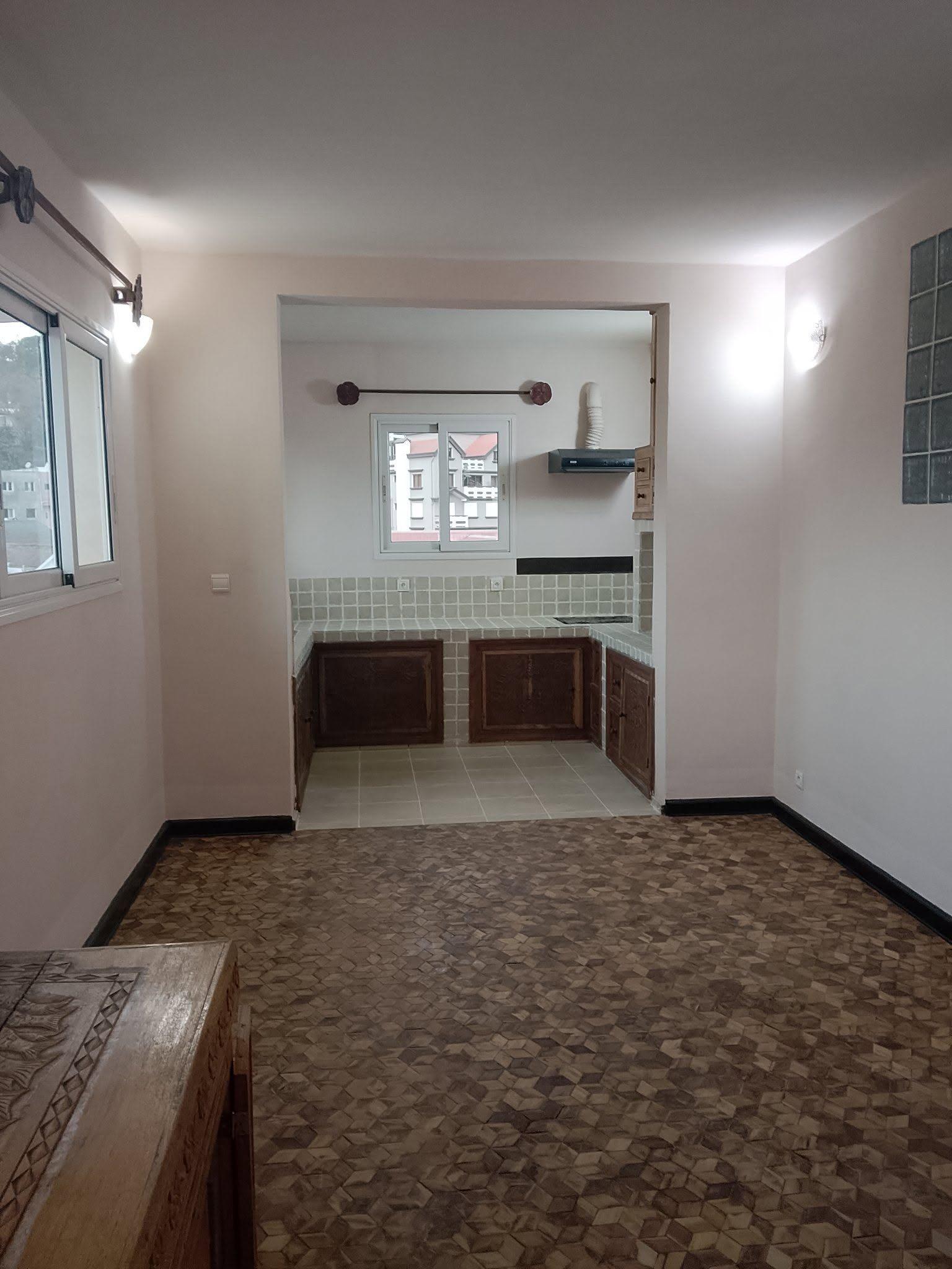 Location · Appartement T4 · Soavimbahoaka, Antananarivo - photo 6