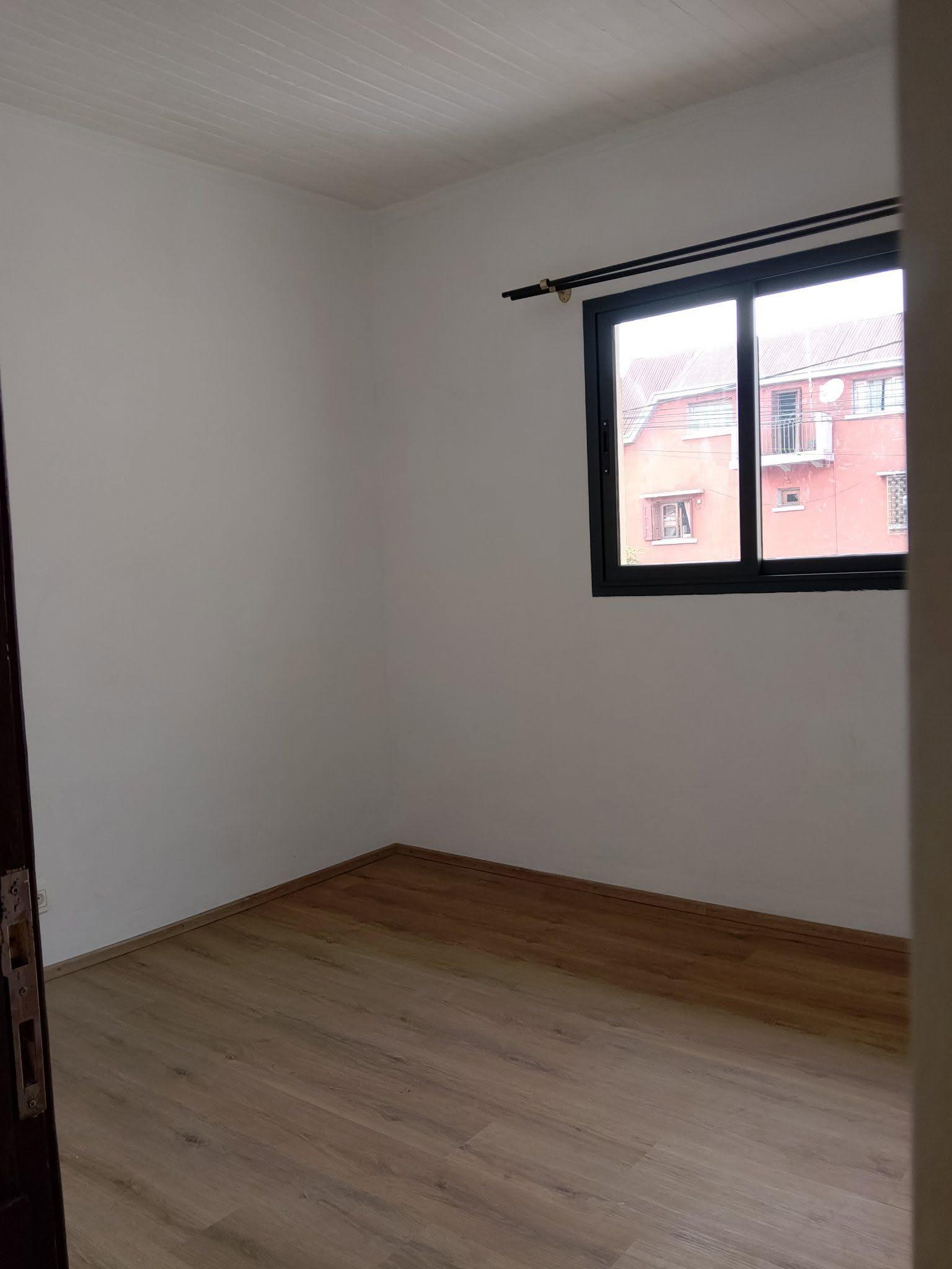 Location · Maison F4 (étage) · Analamahitsy, Antananarivo - photo 3