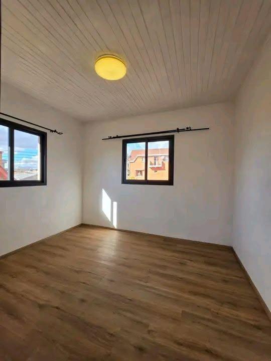 Location · Maison F4 (étage) · Analamahitsy, Antananarivo - photo 4