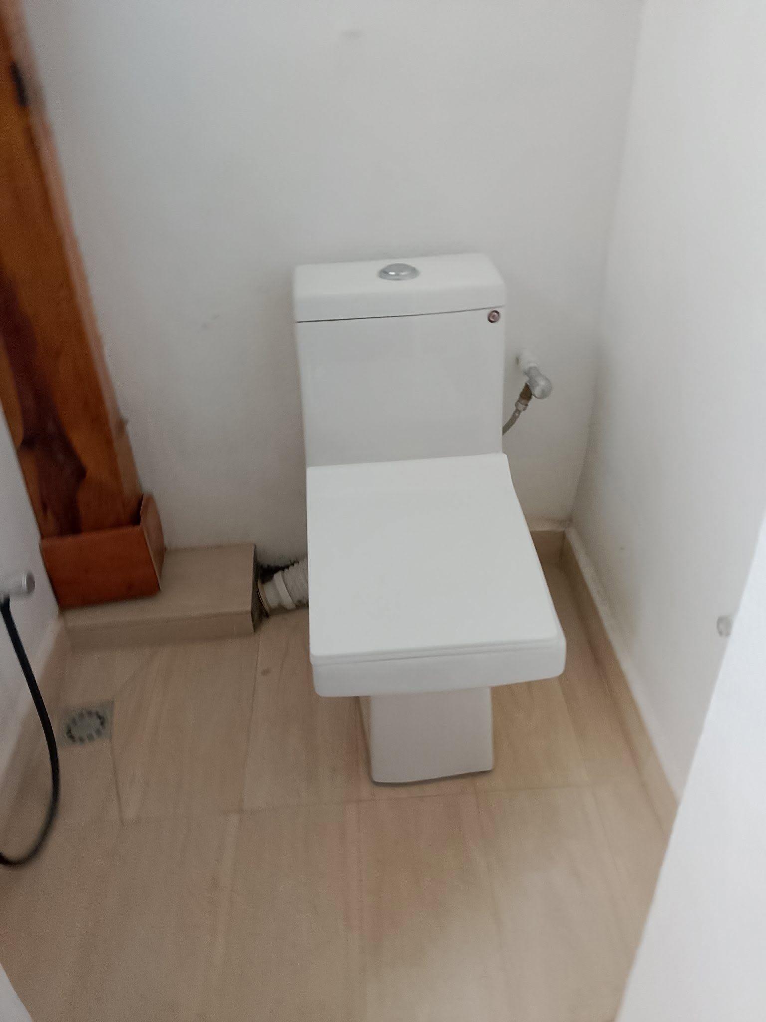 Location · Maison F4 (étage) · Analamahitsy, Antananarivo - photo 5