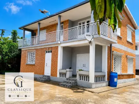 Maison 5 ch. à louer Ambohibao — 4 000 000 Ar | Fonenako