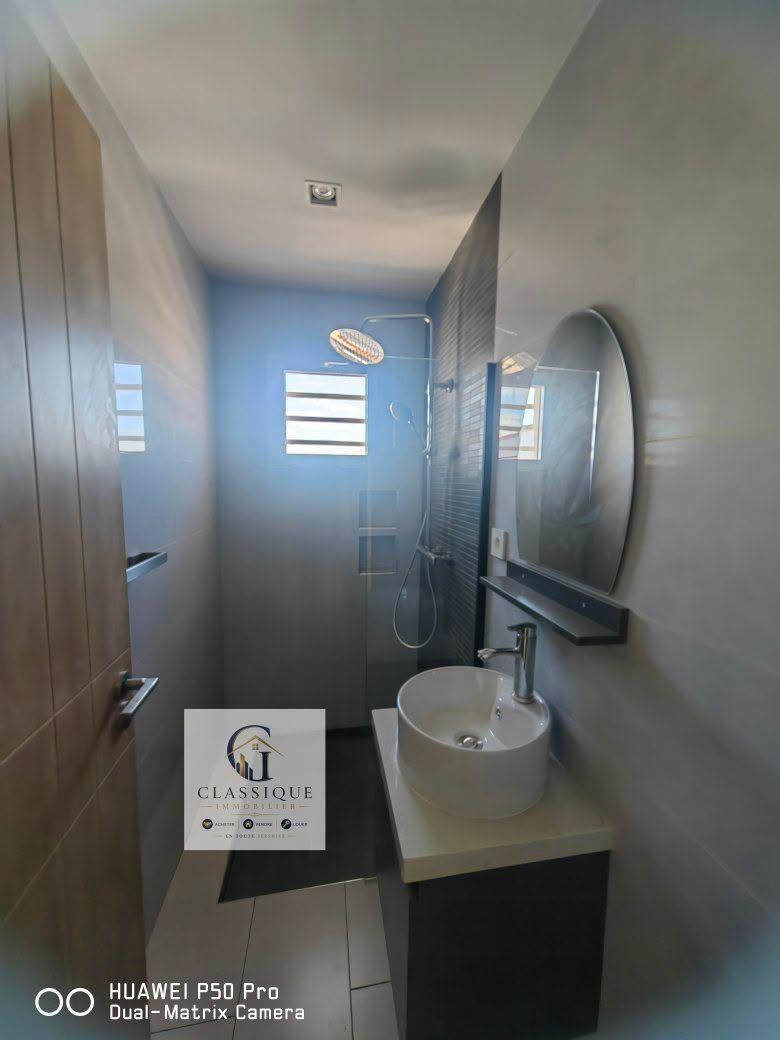 Location · Appartement T4 · Ambohibao, Antananarivo - photo 3
