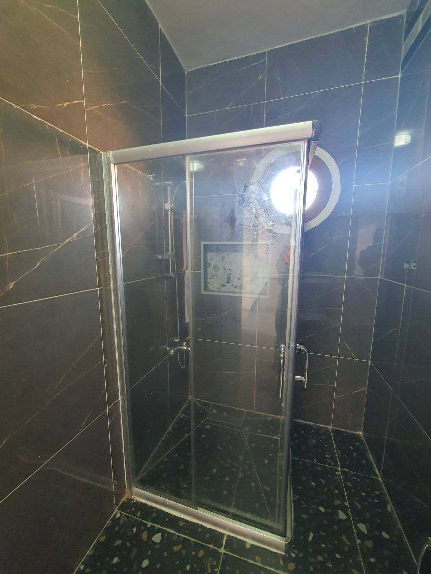Location · Maison partagée · Malaza Ampitatafika, Antananarivo - photo 8
